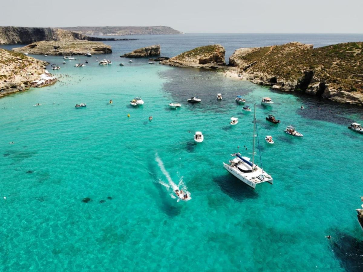 Bed and Breakfast Escape To St Julians San Ġiljan Exterior foto