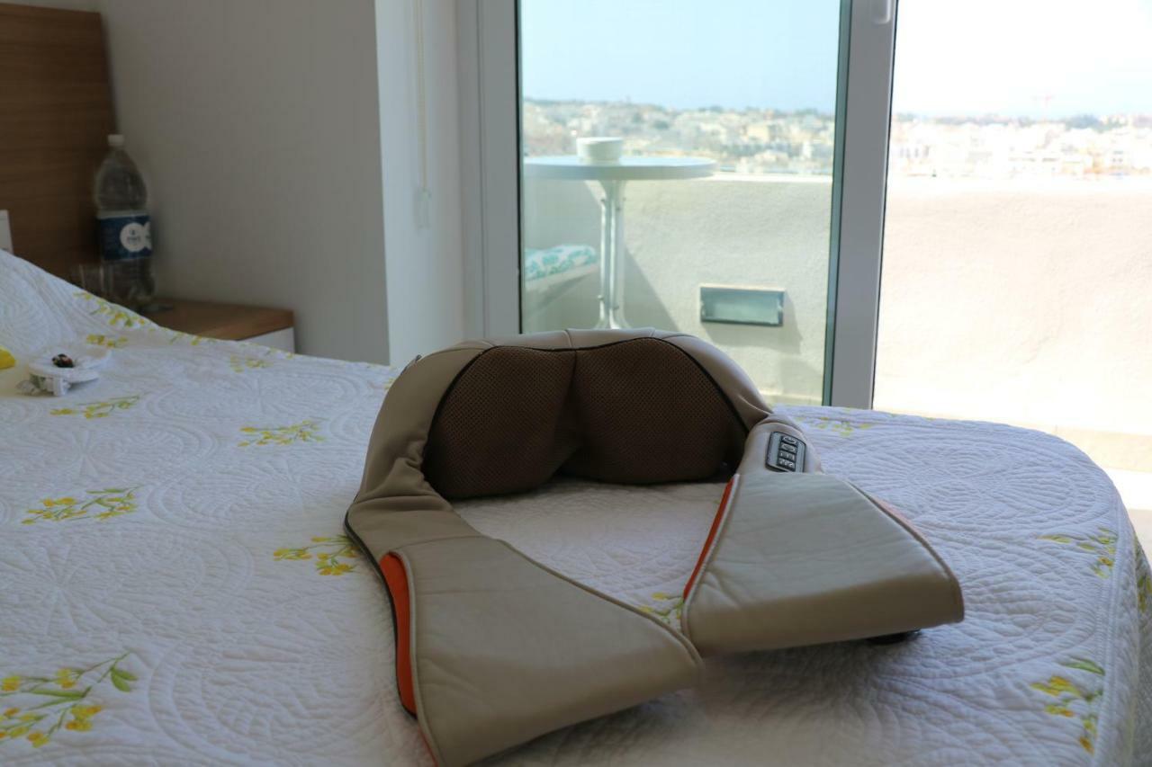 Bed and Breakfast Escape To St Julians San Ġiljan Exterior foto