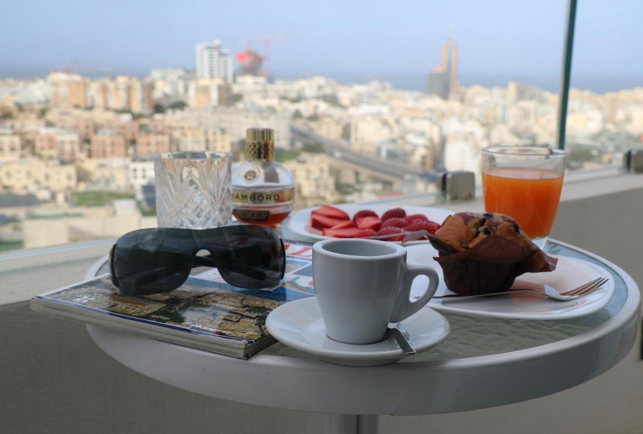 Bed and Breakfast Escape To St Julians San Ġiljan Exterior foto